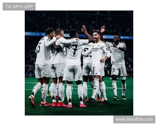 穆帅揭裁判潜规则 皇马三人免黄